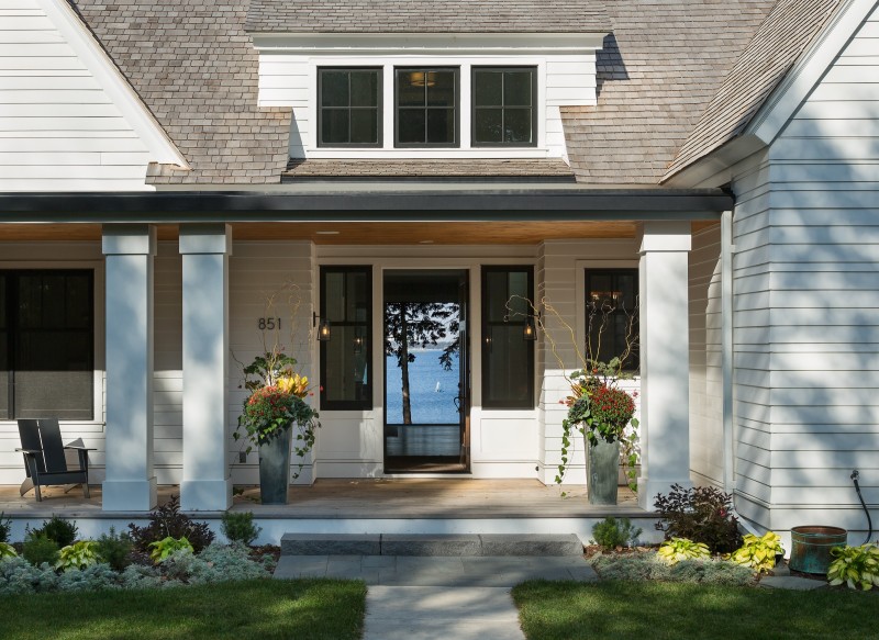 Urban Lake Cottage - Image 4