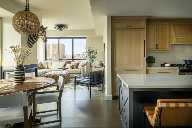 Carlyle Condo - Image 6
