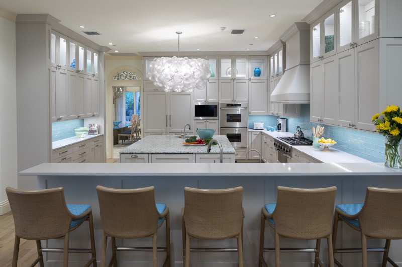 Chasing the Sunset - Image 14