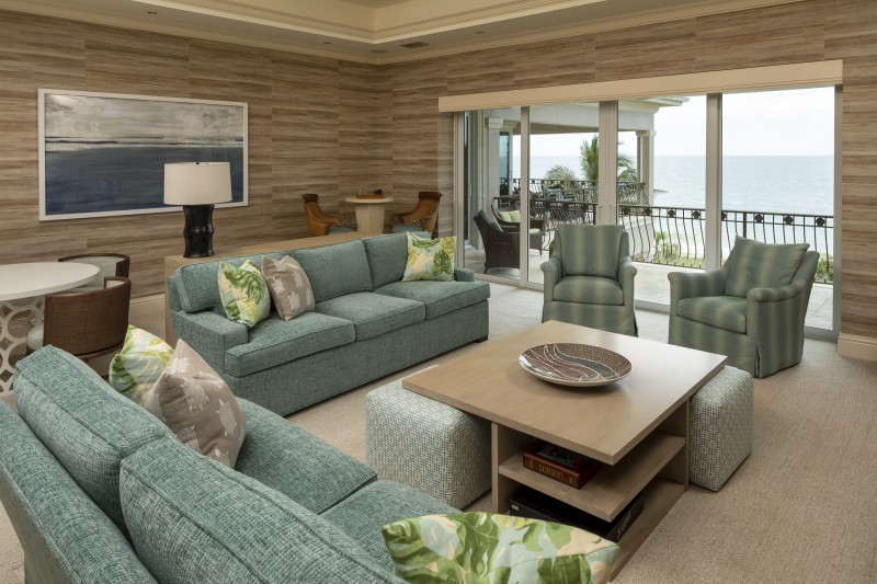 Chasing the Sunset - Image 10