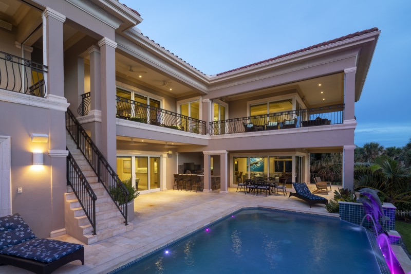 Chasing the Sunset - Image 4