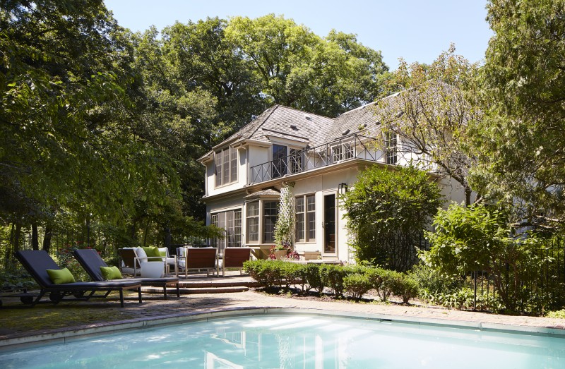 French Country - Image 1