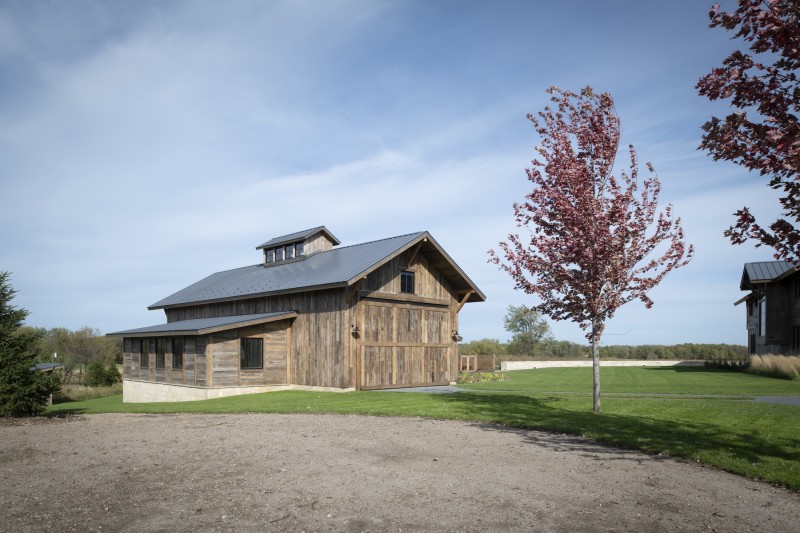 Modern Vernacular - Image 47