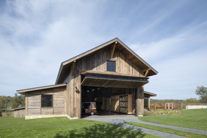Modern Vernacular - Image 46