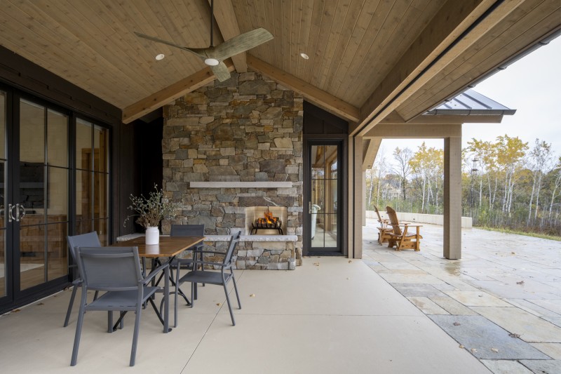 Whispering Oaks - Image 19