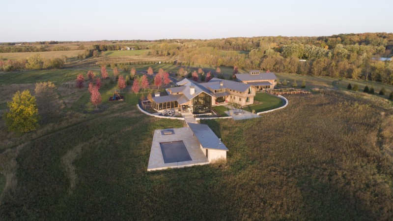 Modern Vernacular - Image 2